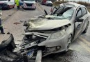 Passageiro de carro é socorrido em estado gravíssimo após colisão com caminhão