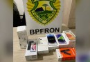 BPFron apreende celulares com passageira de ônibus em Realeza
