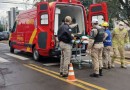 Jovem fica ferido em colisão entre camionete e motocicleta no centro