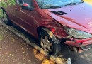 Colisão entre Peugeot e Meriva é registrada no bairro Presidente Kennedy