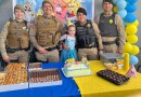 Pequena fã da PM ganha visita especial no dia do aniversário