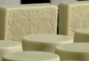 Vinhos e azeites apreendidos pela Receita Federal viram sabão e vela em universidade de Foz do Iguaçu