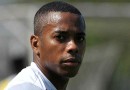 Robinho tem pedido de extradição e mandado de prisão internacional
