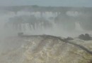 Cataratas do Iguaçu registram 2ª maior vazão da história, segundo Copel; parque fechou acesso à passarela