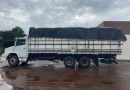 BPFRON apreende caminhão carregado com carvão vegetal em Santo Antônio do Sudoeste