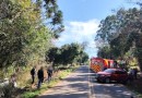 Mulher fica ferida após acidente entre dois veículos