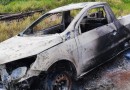 Veículo furtado é encontrado incendiado