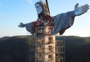 Estátua de Cristo no RS recebe braços e rosto; monumento tem 43 metros