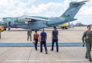 Chega ao Brasil terceiro avião trazendo brasileiros do conflito no Oriente Médio