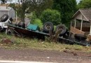 Motorista morre após caminhão capotar na PR 562 em Coronel Vivida