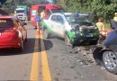 Colisão frontal na PR-483 deixa três pessoas feridas
