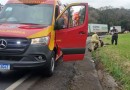 Motociclista fica ferido após colisão frontal com caminhão na PR-180