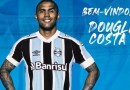 Grêmio estima que já tenha vendido cerca 15 mil camisas de Douglas Costa