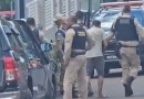 Homem é preso após invadir residências no Bairro Água Branca
