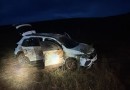 Mulher fica ferida após carro sair da pista e capotar na PR-180