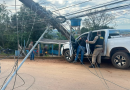 Caminhonete furtada no Rio Grande do Sul é recuperada após bater em poste