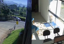 Diretora e vigia de creche são indiciados após bebê sair sozinho da unidade