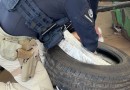 PRF encontra mais de 3 mil ampolas de emagrecedores escondidas em pneus de carro na BR-277
