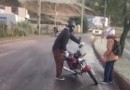 Gelo no asfalto provoca quedas de várias motos