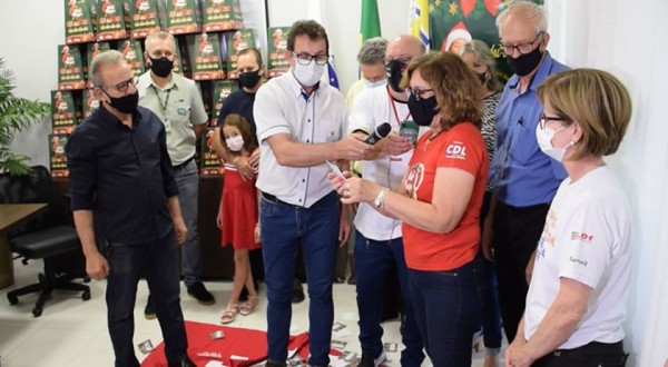 CDL de Beltrão realiza o primeiro sorteio do Natal Mágico