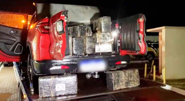 Veículo clonado com 300 kg de drogas é interceptado na BR-163, no Oeste do Paraná