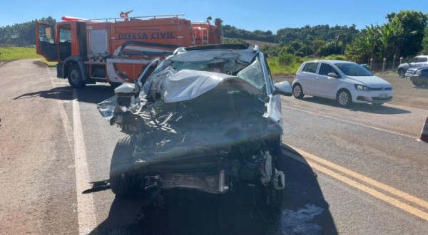 Grave acidente na PR-281 resulta em óbito de criança