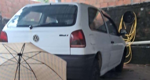 Gol é furtado no estacionamento do Centro de Convivência do Idoso 