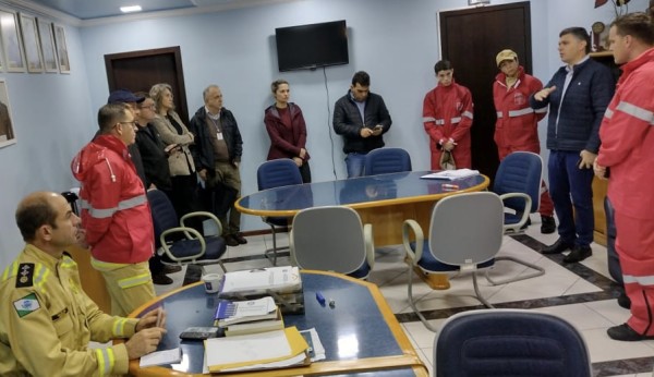 Força tarefa atuam para atender famílias atingidas por alagamento em Beltrão