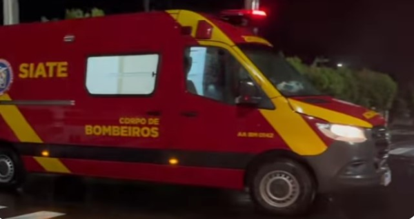 Criança de 6 anos fica gravemente ferida ao ser atropelada por automóvel