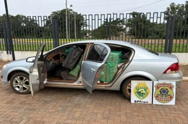 Cerco policial apreende três veículos com carga de contrabando no Oeste do Paraná