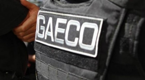 Gaeco cumpre mandados de busca e apreensão em Pato Branco na Operação que apura a morte de um civil por quatro policiais militares