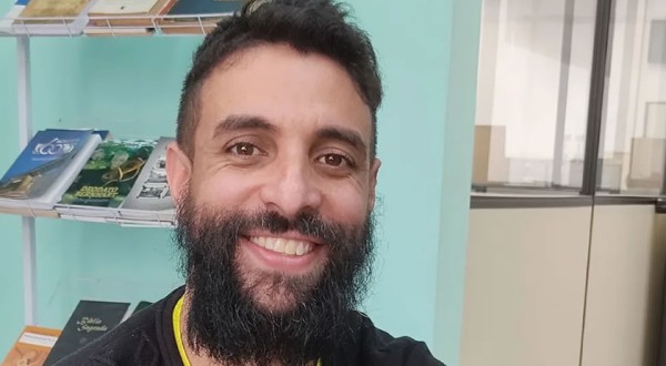 Teatro gratuito neste sábado às 20h no Espaço da Arte