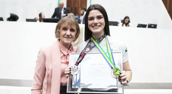 Atleta beltronense Duda Penso recebe Menção Honrosa na Assembleia