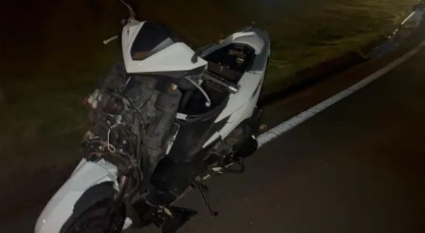 Colisão entre carro e moto deixa uma pessoa ferida na PR-180 em Francisco Beltrão