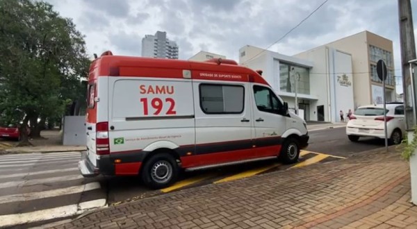 Acidente de trânsito deixa mulher ferida na área central de Francisco Beltrão