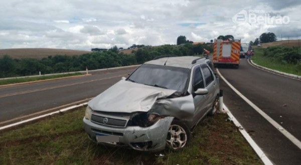 Acidente na BR 280 envolve carro e ônibus da Saúde de Barracão