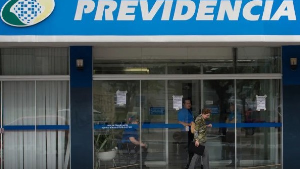 Agências do INSS abrem para atendimento extra neste sábado e domingo