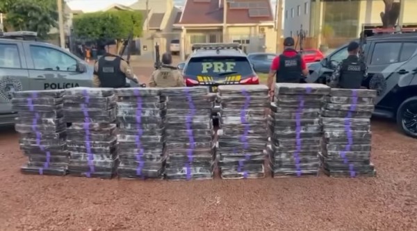 PRF e PM descobrem depósito de maconha em lava car de Santa Tereza do Oeste