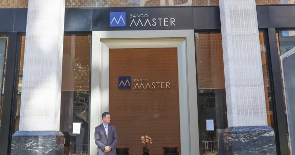 INSS bloqueia R$ 2 milhões em repasses ao Banco Master por problemas em consignados