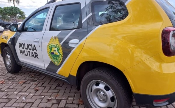 Homem é preso em bar durante cumprimento de mandado