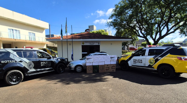 Polícia apreende veículo com 733 maços de cigarros contrabandeados 