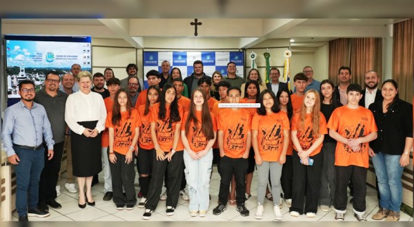 Câmara apoia atividades do CEJU