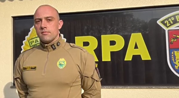 Homem vítima de extorsão e sequestro consegue saltar de carro em movimento e suspeitos são presos pela PM