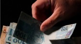 Endividamento das famílias sobe para 49,9%