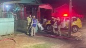 Idoso morre carbonizado após residência ser consumida por incêndio