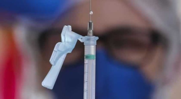 Vacina da Pfizer passará a ser produzida no Brasil a partir de 2022