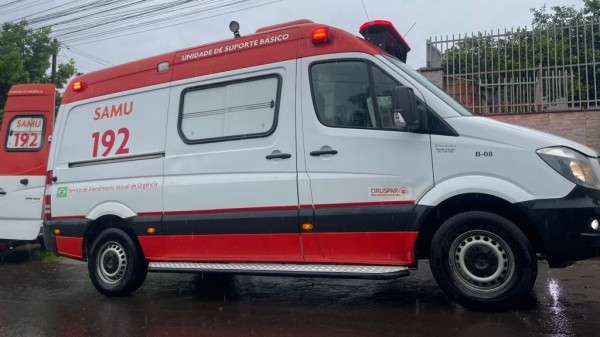 Homem fica ferido ao ser esfaqueado no Bairro Pinheirinho