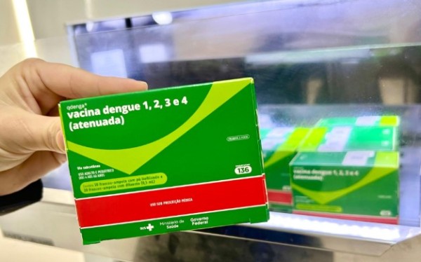 Vacina da dengue é gratuita mas tem baixa procura