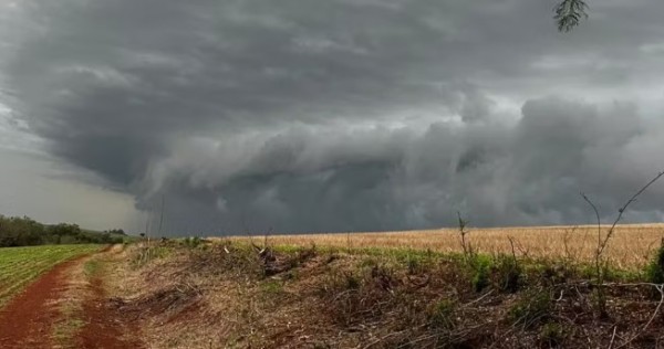 Ciclone vai trazer chuva ao Paraná, e estado recebe alertas de tempestade