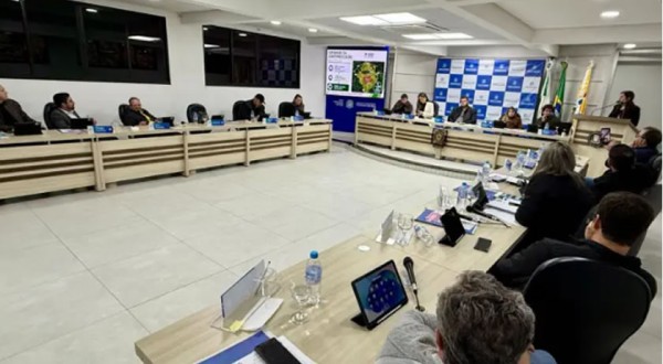 Secretária confirma terceirização da coleta de recicláveis